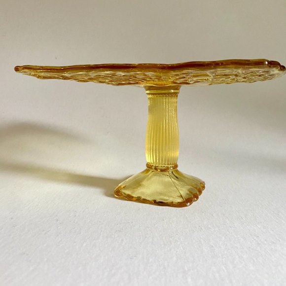 Vintage LE Smith Yellow Depression Glass Pedestal Cake Stand | Rare | 9.5" - Picture 9 of 14